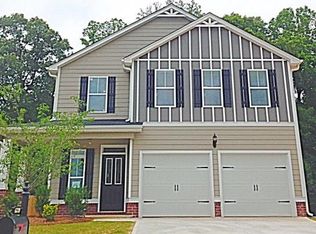 7506 Springbox Dr, Fairburn, GA 30213