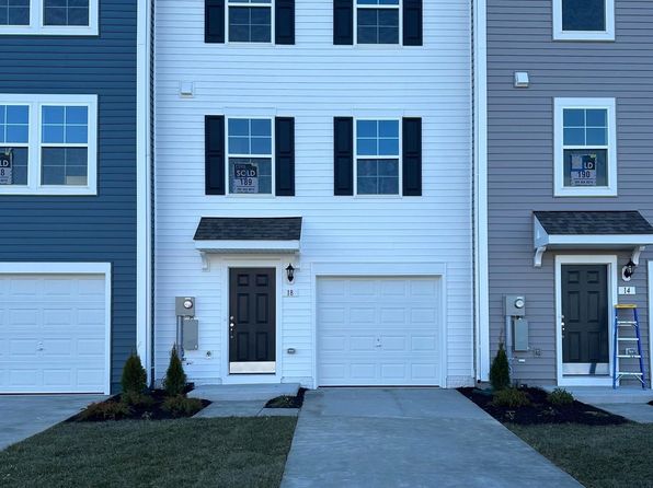 18 Colchester Ct