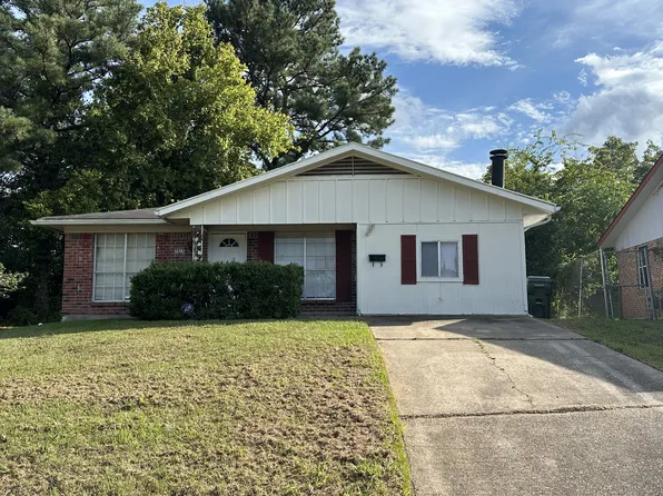 3915 Balcom St, Shreveport, LA 71109