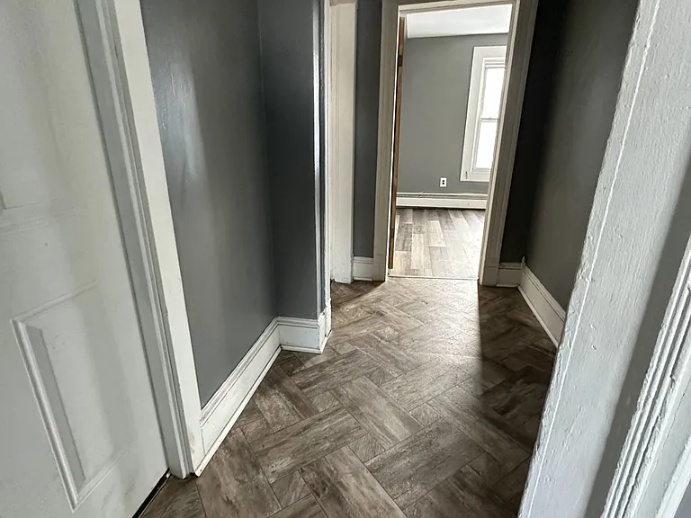 133 Lake St #3 — Photo 3