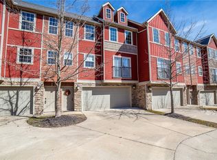 2884 W Redstone Dr, Fayetteville, AR 72704