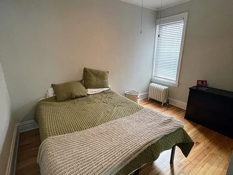 631 W Roscoe St #D3 — Photo 6