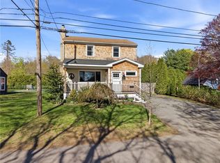 18 Loring Rd, Bristol, RI 02809