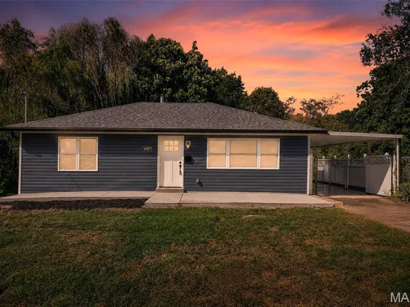 117 Saint Joseph Ave, O'Fallon, MO 63366