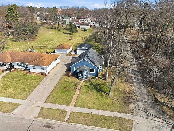 5th image of 504 North Webb Avenue