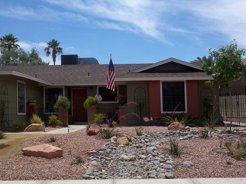1st image of 3114 La Mesa Dr