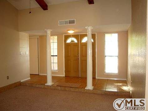 5th image of 769 Villa Flores Dr