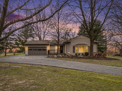 3915 N Latson Rd, Howell, MI, 48855