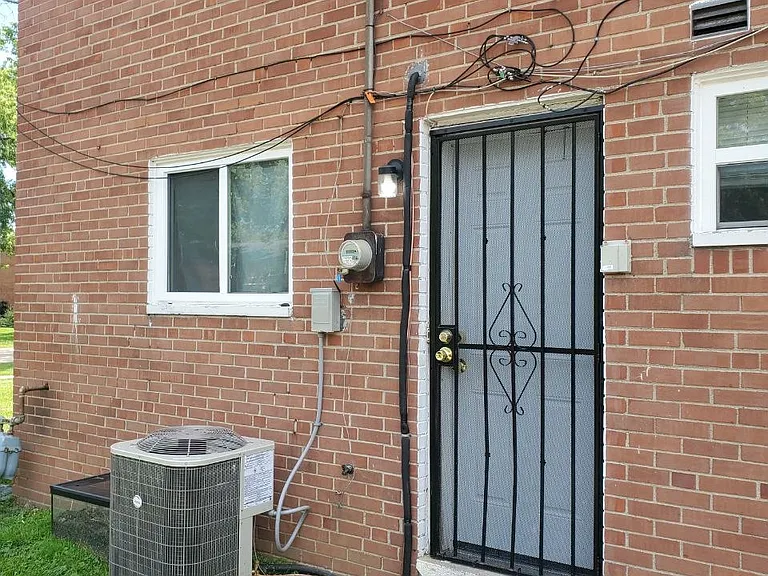 23756 Banbury Cir #15 — Photo 25