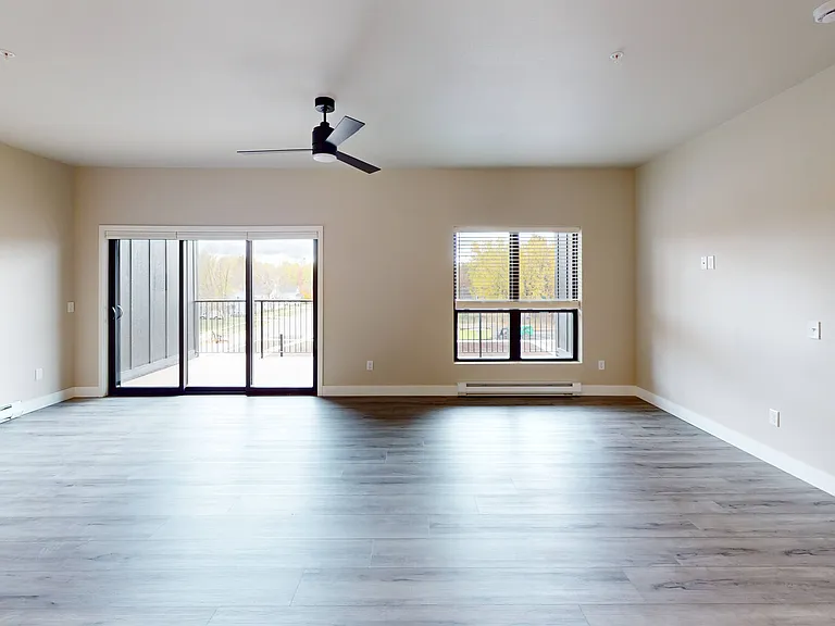 Archway Apartments | 2 Bedroom XL | 2 Bath