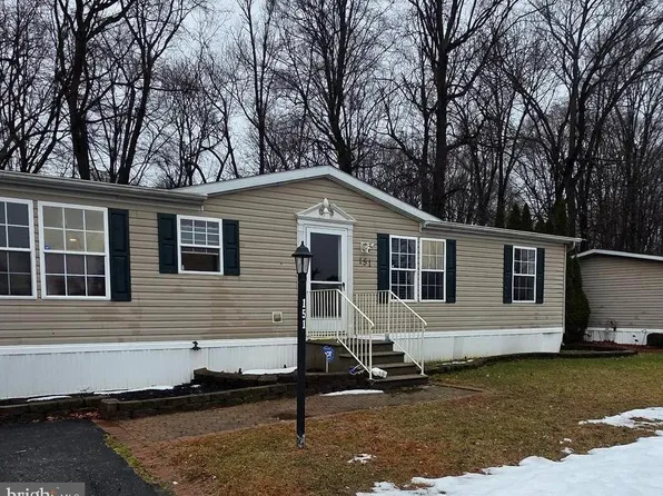 151 Robin Dr, Paulsboro, NJ 08066