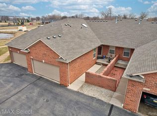 5664 Murphy Ct, Warren, MI