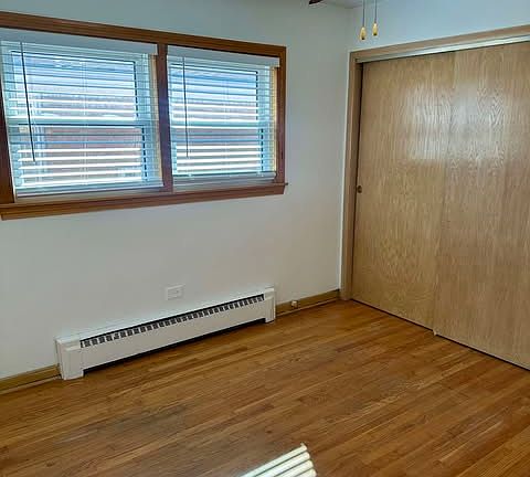 2nd image of 4431 N Newcastle Ave APT 2
