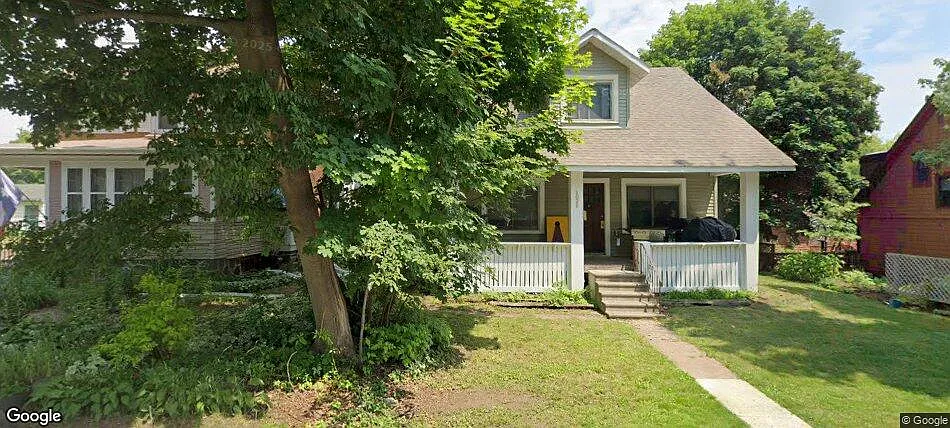 1028 Grandview Ave
