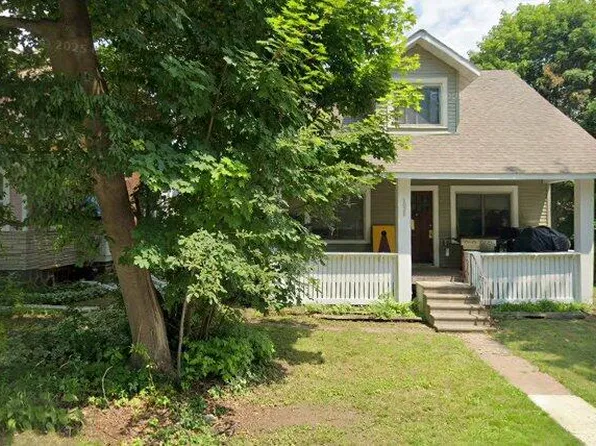 1028 Grand View Ave, Duluth, MN 55812