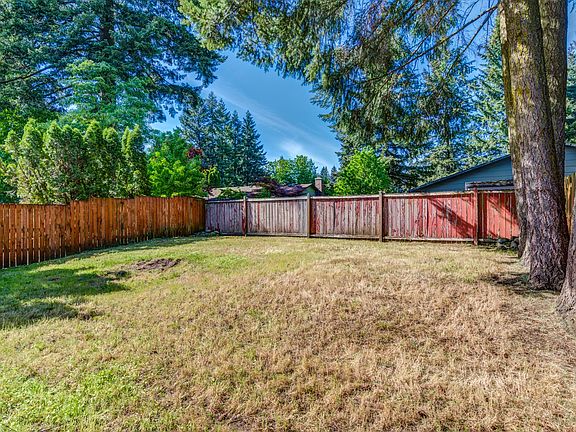 5th image of 14204 NE 9th St