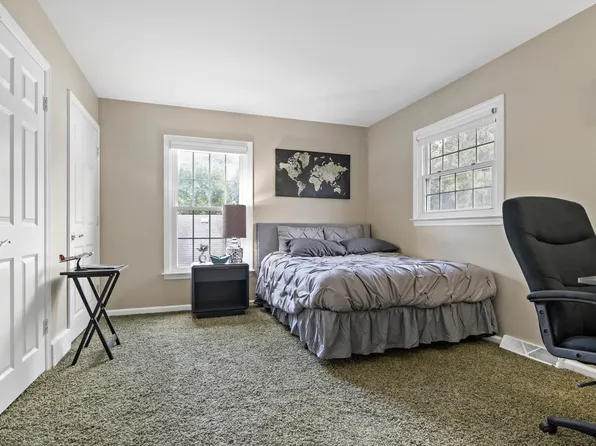 2609 Dougall Rd, Joliet, IL