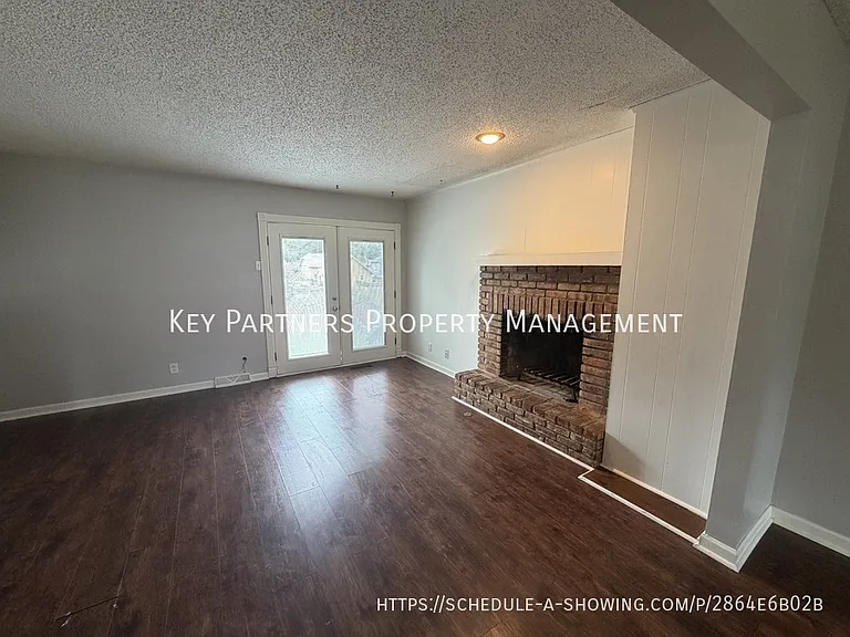 138 E Nelson Cir — Photo 5