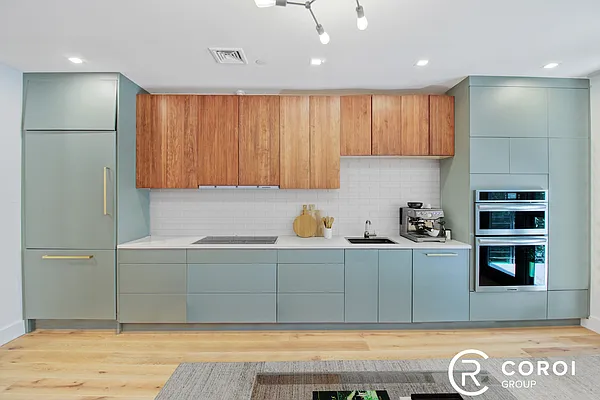 Rented by Coroi Corp | media 21