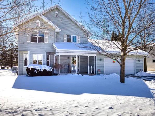 1439 Pearl St, Menasha, WI 54952