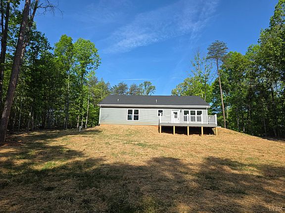 4th image of 371 Pettigrew Dr