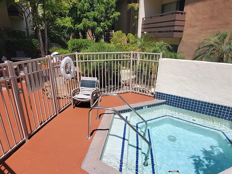 1605 Hotel Cir S #B312 — Photo 15