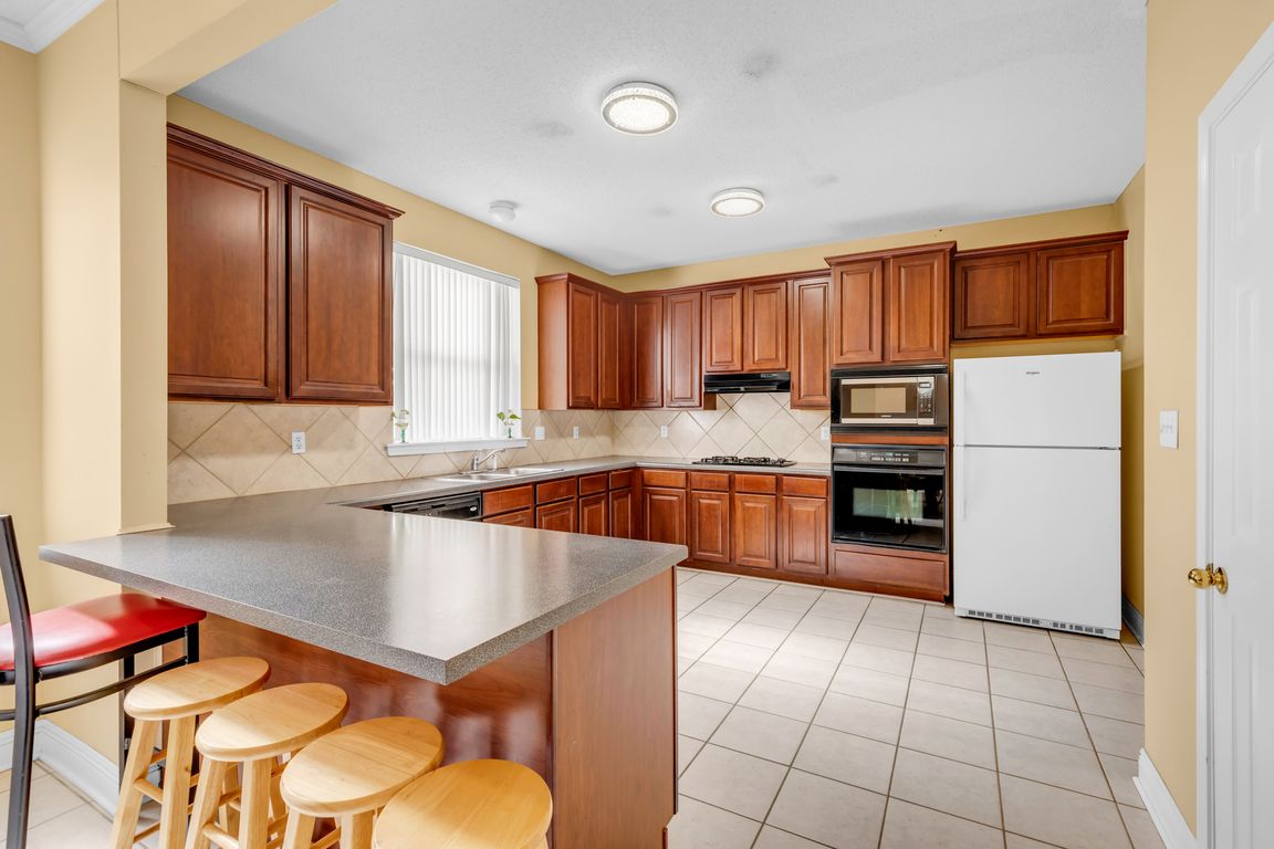 next background image