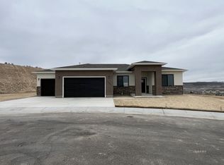 223 Blakeland Dr, Spring Creek, NV 89815