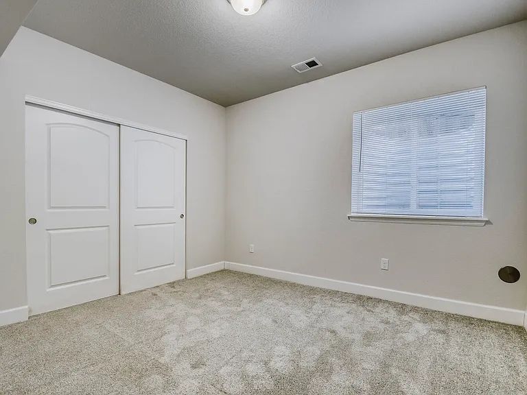 5724 S Fultondale Ct — Photo 22
