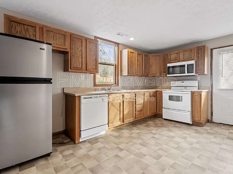 617 Oregon St #B — Photo 16