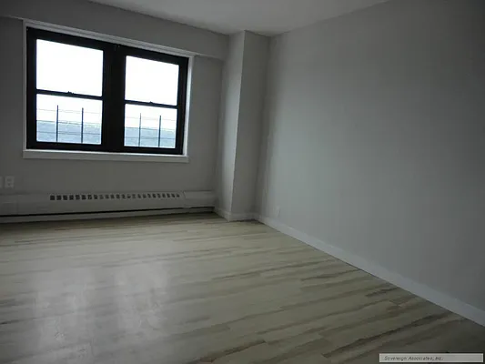 Rented by Sovereign Associates | media 13