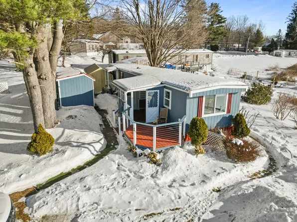 514 S Main St #8A, Lanesborough, MA 01237