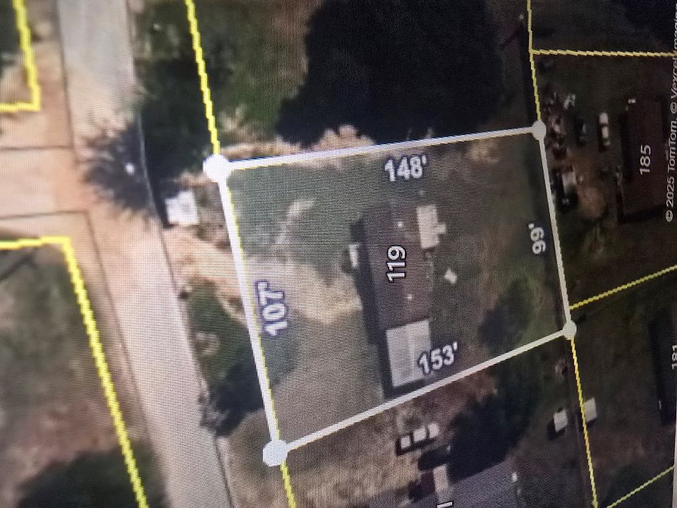 2nd image of 119 Susan St