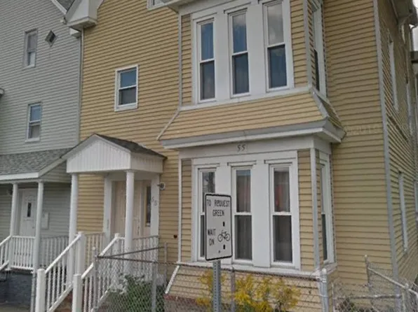 55 County St APT 3, New Bedford, MA 02744
