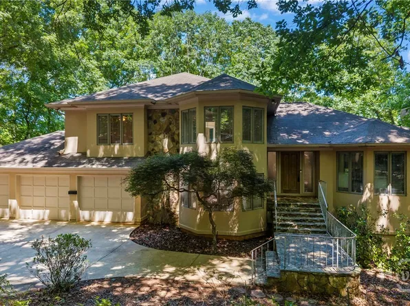 825 Riverbend Parkway, Athens, GA 30605