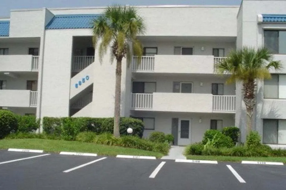 6850 US Highway 1 #5307