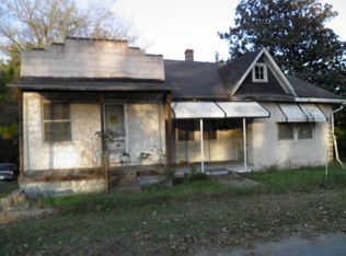 608 W 1st St, Weldon, NC 27890