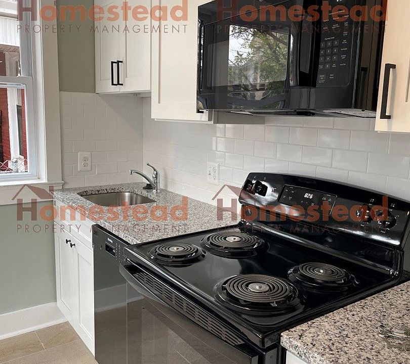 1st image of 1031 Dekalb St APT B
