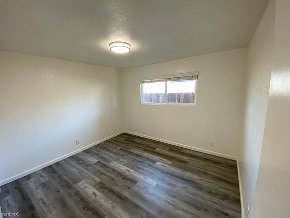 5th image of 33082 Adelfa St APT C