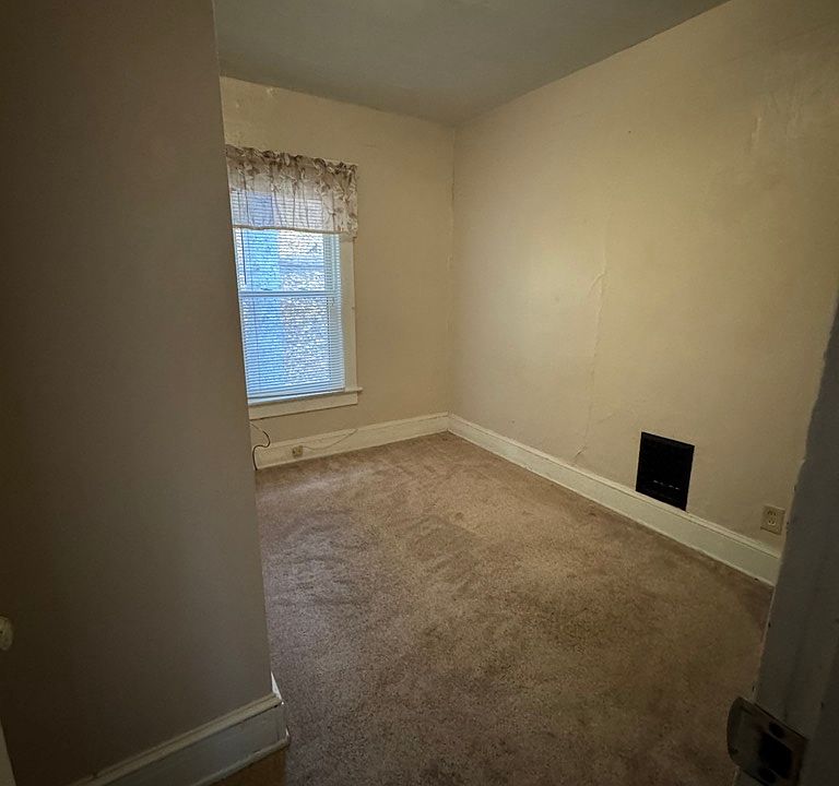 1st image of 154 Chestnut St #2
