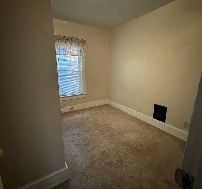154 Chestnut St #2