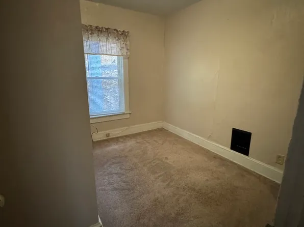 154 Chestnut St #2, Oneonta, NY 13820