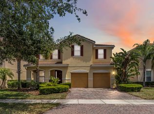 11981 Autumn Fern Ln, Orlando, FL 32827