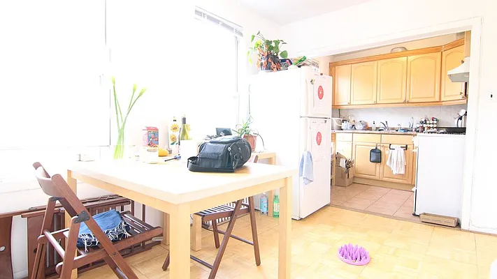 Rented by Nooklyn NYC LLC | media 19