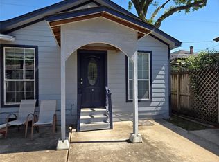 4415 McKinney St #B, Houston, TX 77023