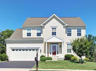 110 Hickory Ridge Cir, York, PA 17404