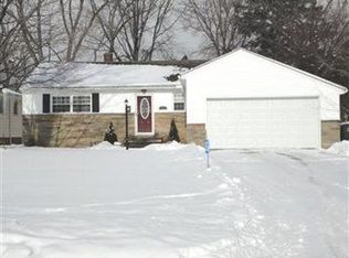 5153 Thornbury Blvd, Lyndhurst, OH 44124