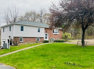 1 Donald Cir, Andover, MA 01810