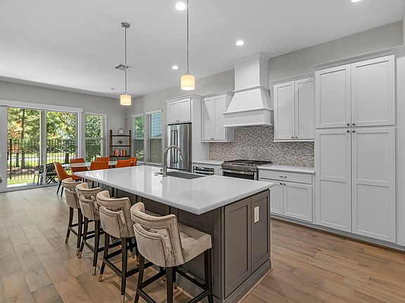 5th image of 11 Thorpe Ln