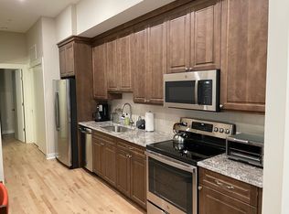 427 W National Ave APT 5, Milwaukee, WI 53204